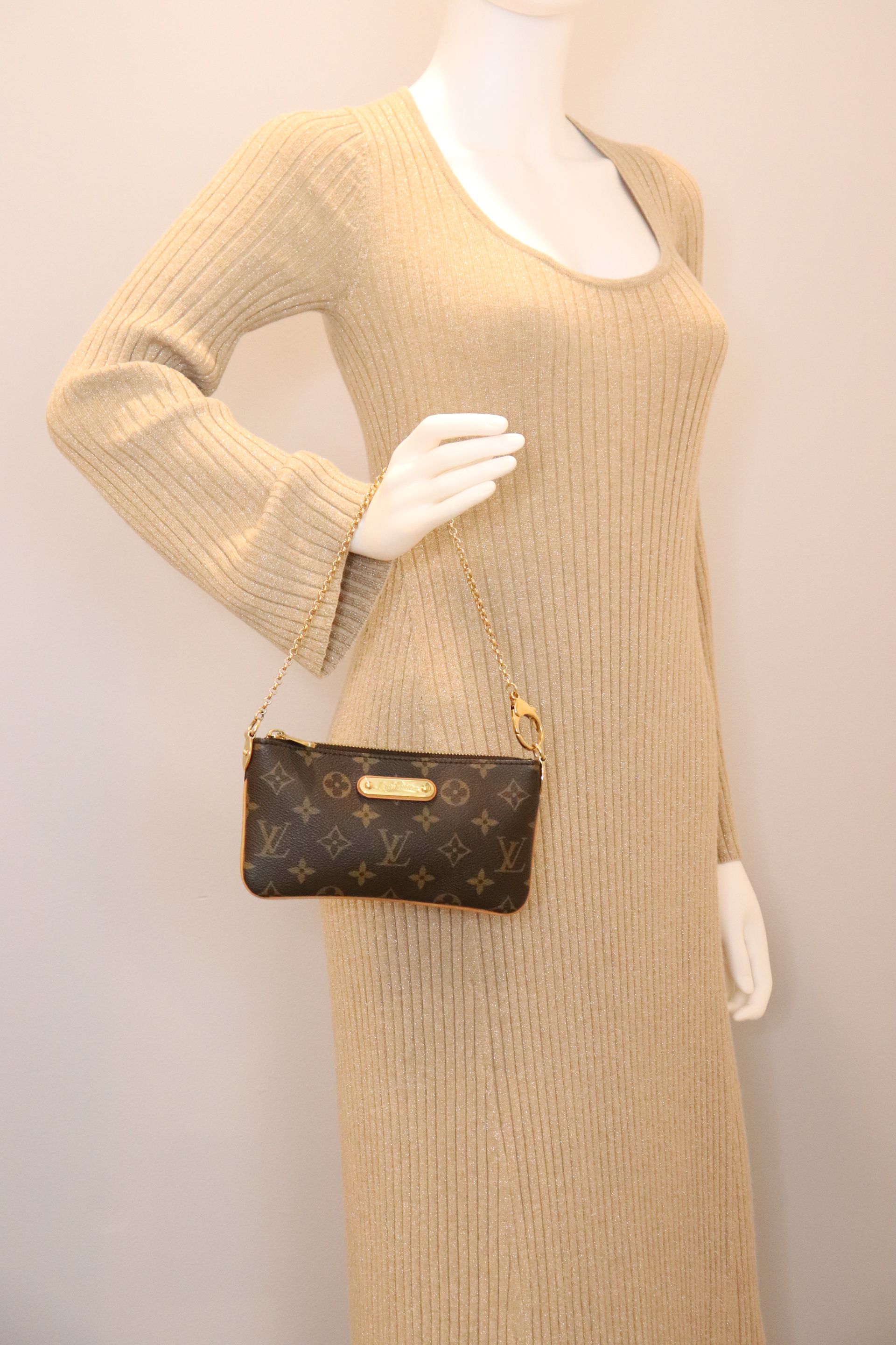 Louis Vuitton Monogram Pochette Milla MM