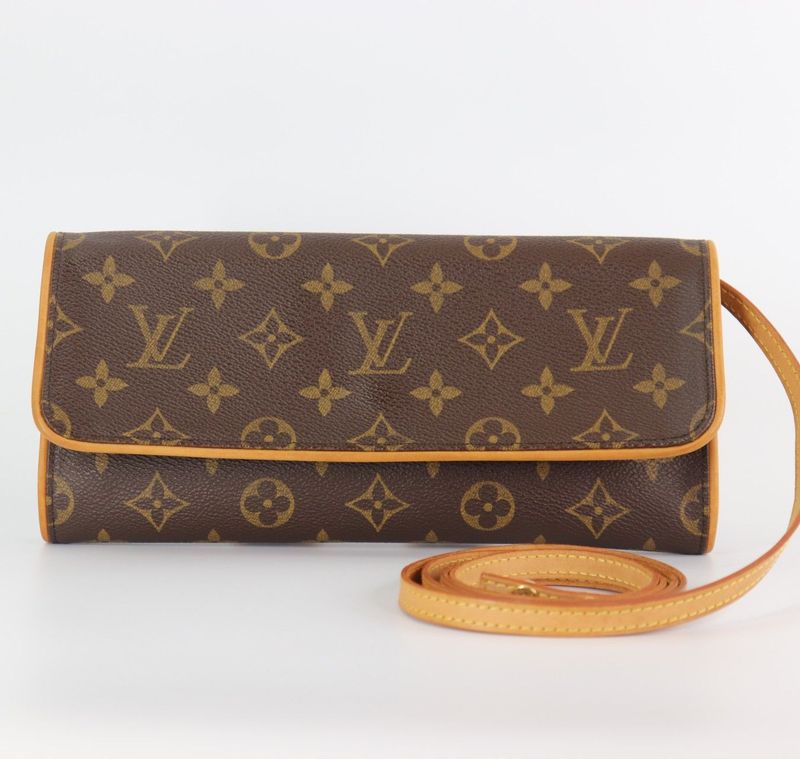 Louis Vuitton Monogram Pochette Twin GM Louis Vuitton Monogram Pochette Twin GM