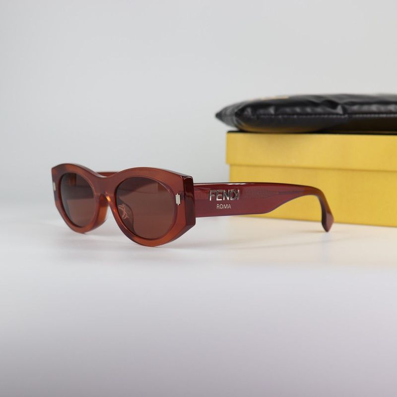 *NEW* FENDI Bordeaux Oval Ladies Sunglasses 53mm *NEW* FENDI Bordeaux Oval Ladies Sunglasses 53mm