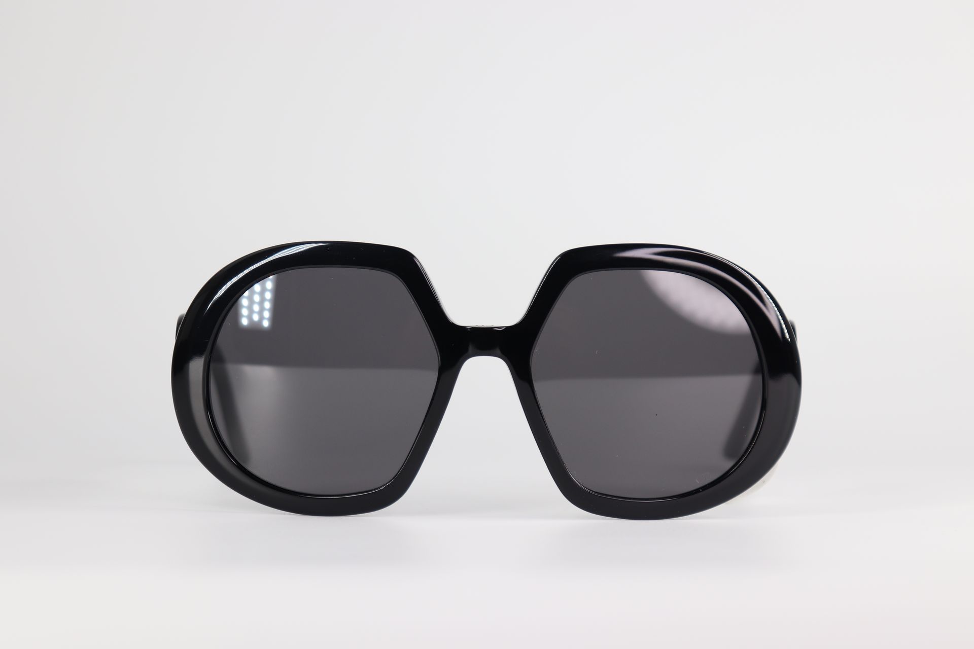*NEW* Dior women's Bobby Round Sunglasses 56mm