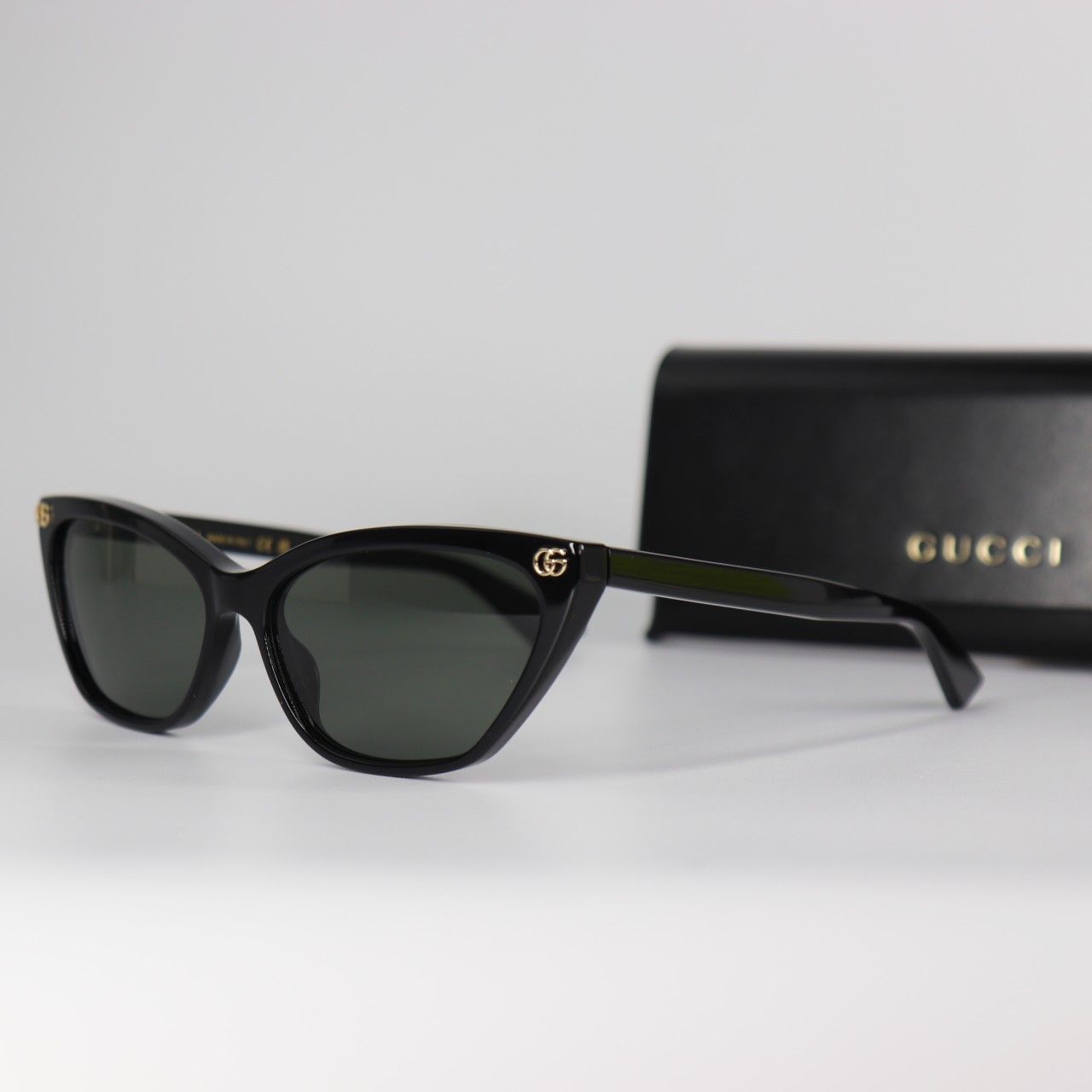 *NEW* Gucci Grey Cat Eye Ladies Sunglasses 58mm *NEW* Gucci Grey Cat Eye Ladies Sunglasses 58mm