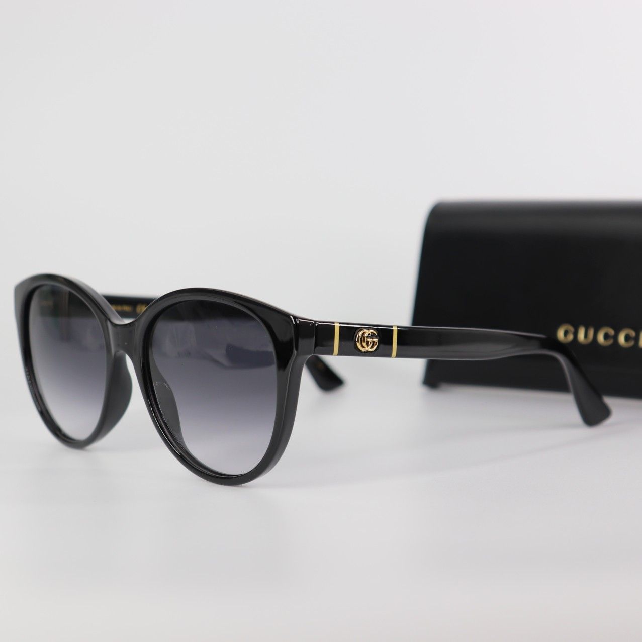 *NEW* Gucci Grey Gradient Round Ladies Sunglasses 56mm *NEW* Gucci Grey Gradient Round Ladies Sunglasses 56mm