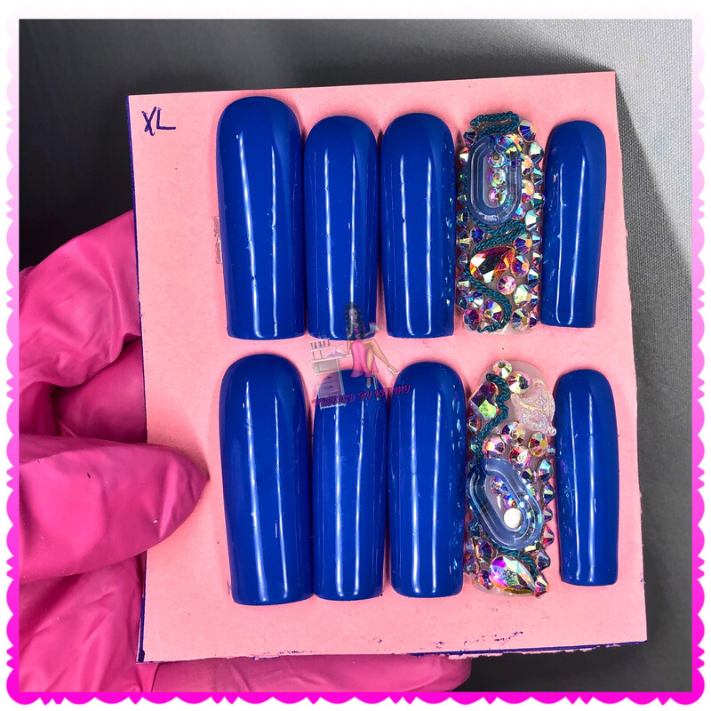Extra Long Press-on Nails (Size Extra Large)