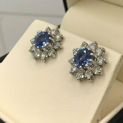 Stunning quality 1.42ct cornflower blue sapphire and 1.07ct diamond earrings in 18ct white gold