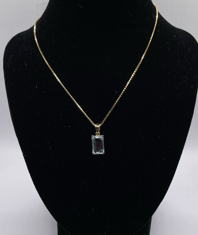 14ct Yellow Gold Emerald Cut Aquamarine Pendant With 9ct Yellow Gold Chain
