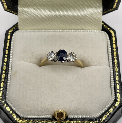 Vintage Sapphire And Diamond 18ct Gold Ring.