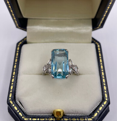 C.1950 Platinum Aquamarine And Diamond Ring
