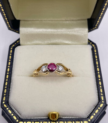 Vintage Ruby And Diamond 18ct Ring