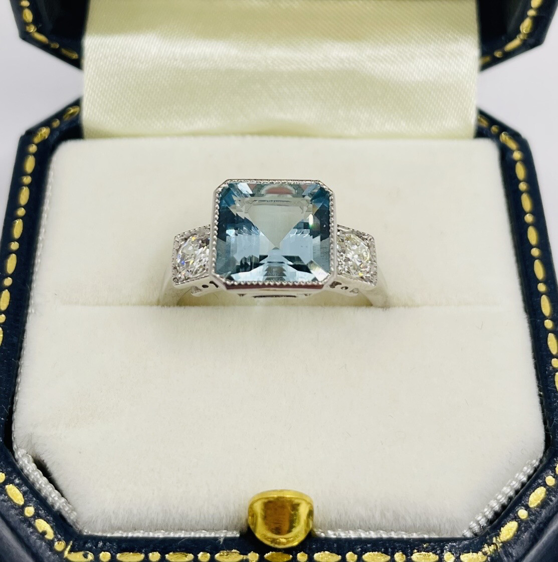 2.50ct Aquamarine And Diamond Platinum Ring