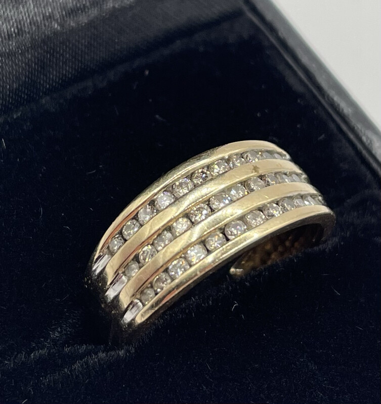 9ct Yellow Gold Diamond Band Ring