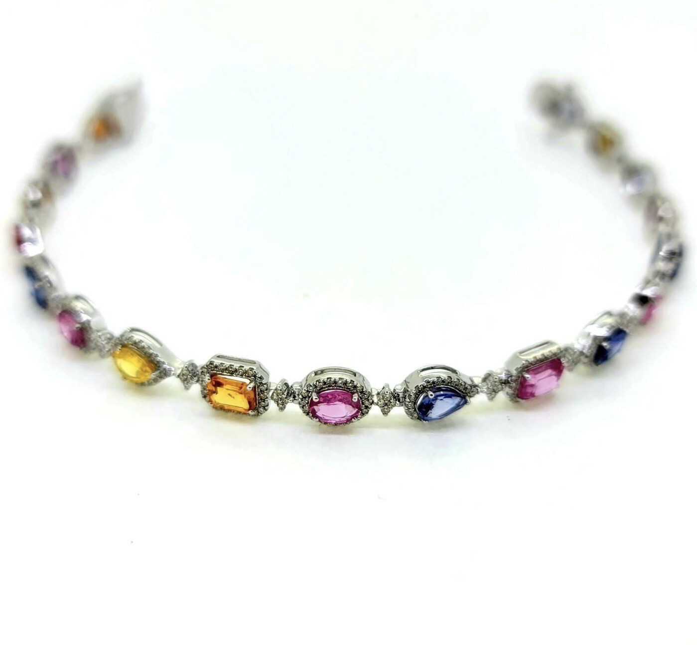 Stunning 7.75ct Multi Sapphire And 1.25ct Diamond 18ct White Gold Bracelet