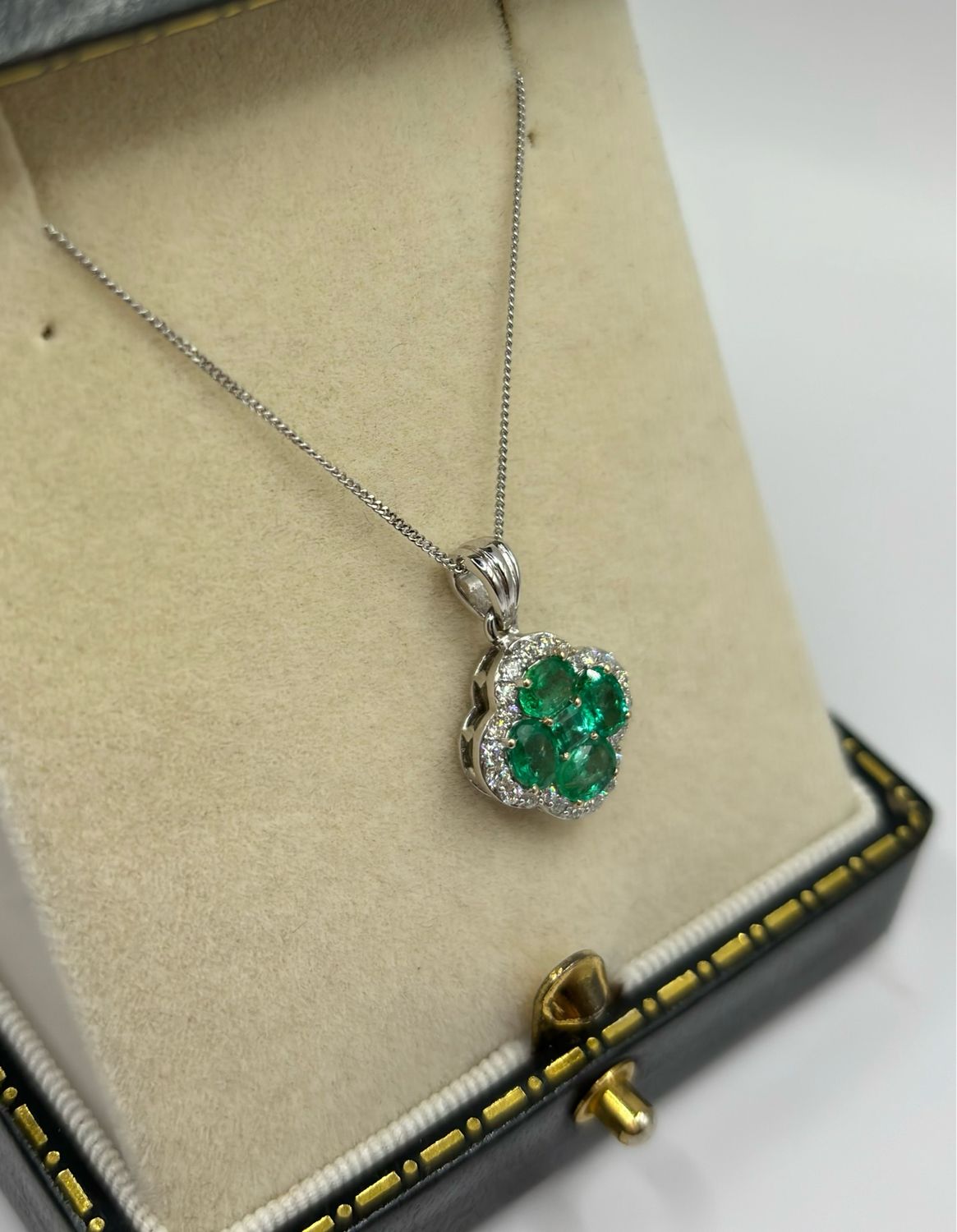 Van Cleef & Arpels Style Emerald And Diamond Clover 18th White Gold Pendant