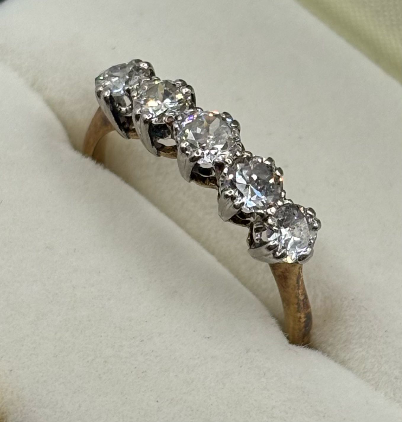 Antique 18ct And Platinum Ring With Five Graduated Diamonds