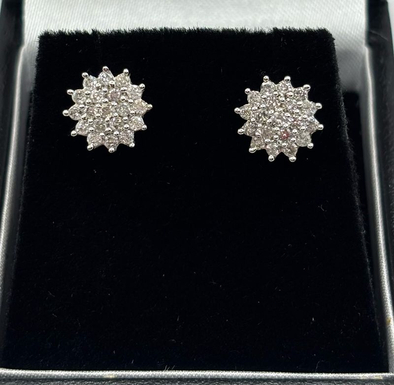 Preloved 9ct Gold Large Diamond Cluster Earrings