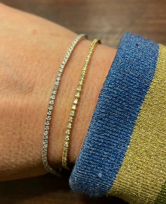 18ct Yellow Gold 1ct Diamond Tennis Bracelet (on Right)