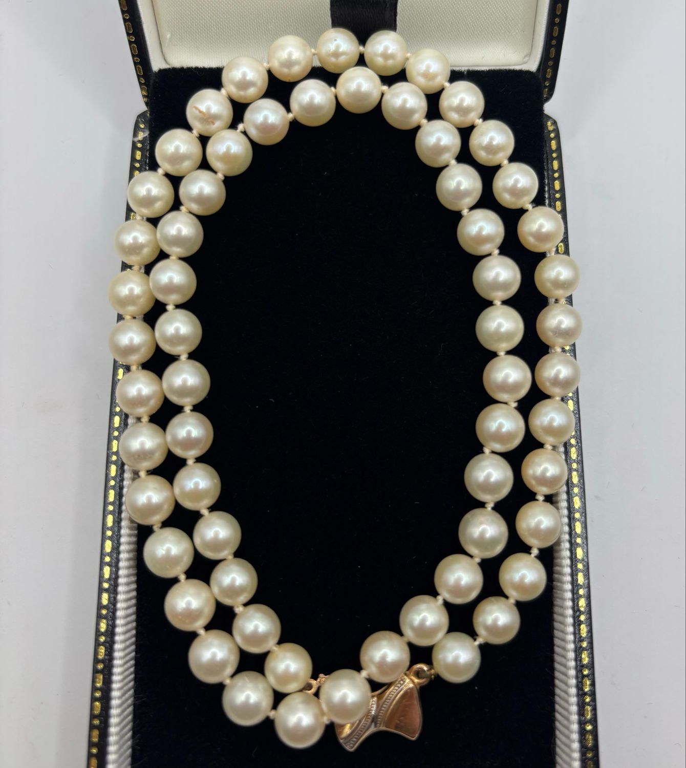 Vintage 1980’s Cultured Pearl & 9ct Bow Clasp Pendant