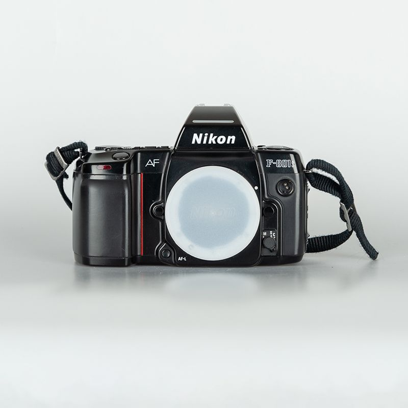 Occ. Nikon F-801s