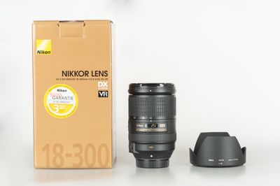 Occ. Nikon AF-S 18-300mm 3.5-5.6 G ED VR DX
