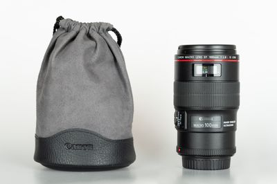 Occ. Canon EF 100mm 2.8 L Makro IS USM