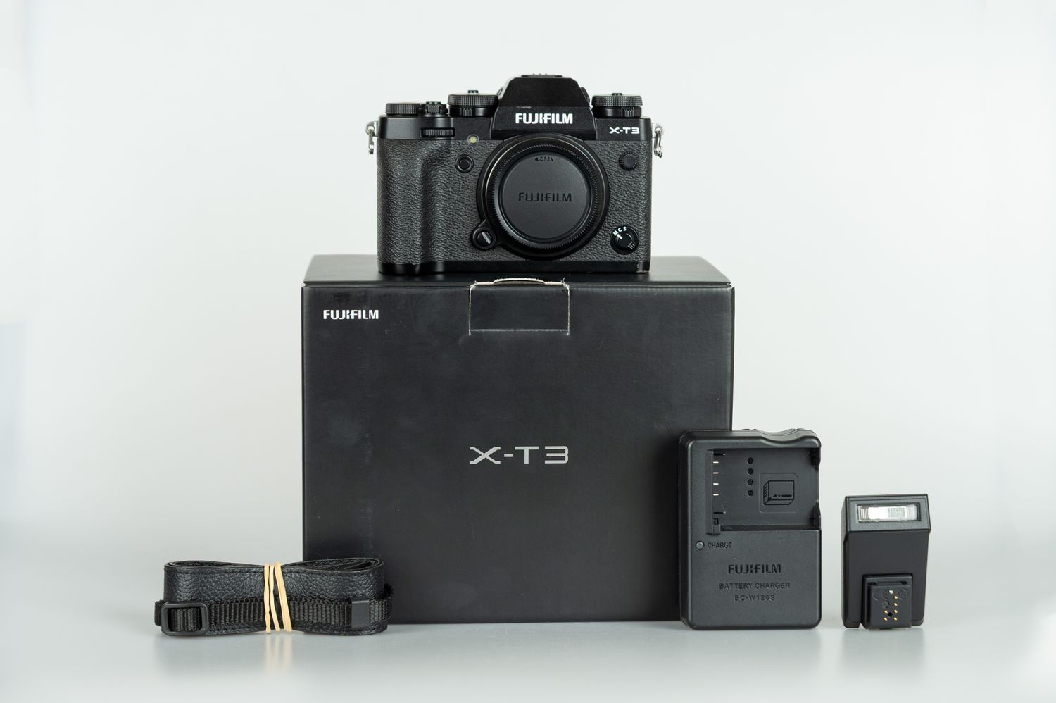 Occ. Fujifilm X-T3 Gehäuse (schwarz) Occ. Fujifilm X-T3 Gehäuse (schwarz)