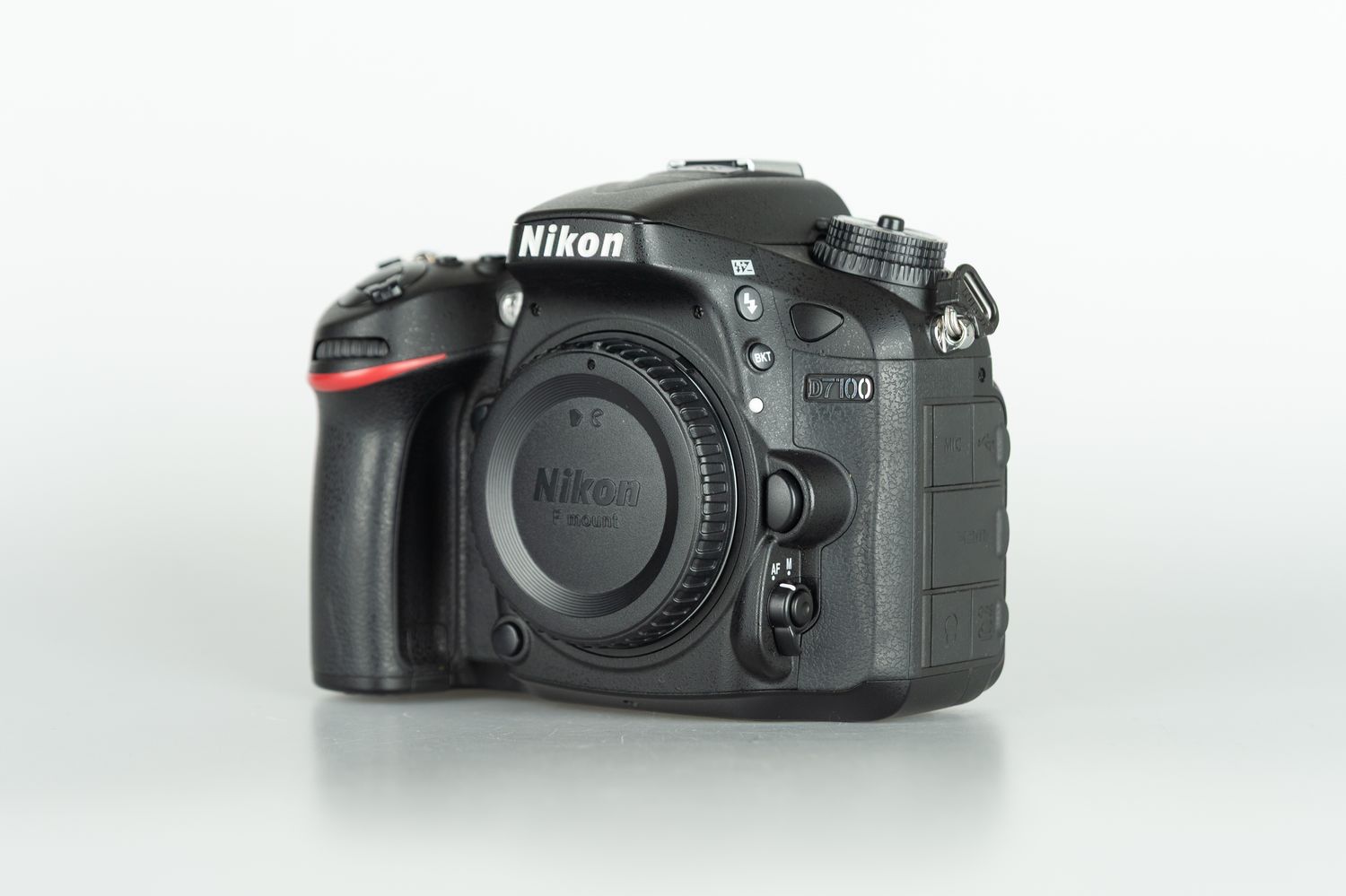 Occ. Nikon D7100 Gehäuse Occ. Nikon D7100 Gehäuse