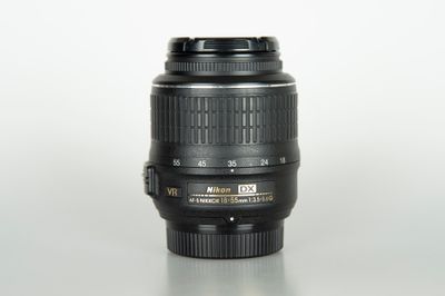 Occ. Nikon AF-S 18-55mm 3.5-5.6 G DX VR