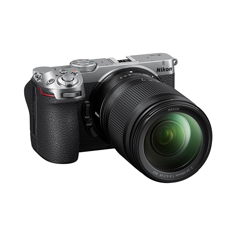 Nikon Z5IIC Kit mit 24-200mm 4.0-6.3 VR (silber) - ''Swiss Garantie''