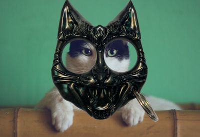 Kitty Brass Knuckles Keychain