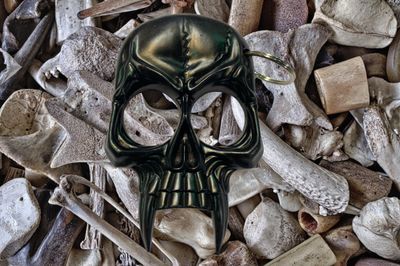 Skull Brass Knuckles Keychain