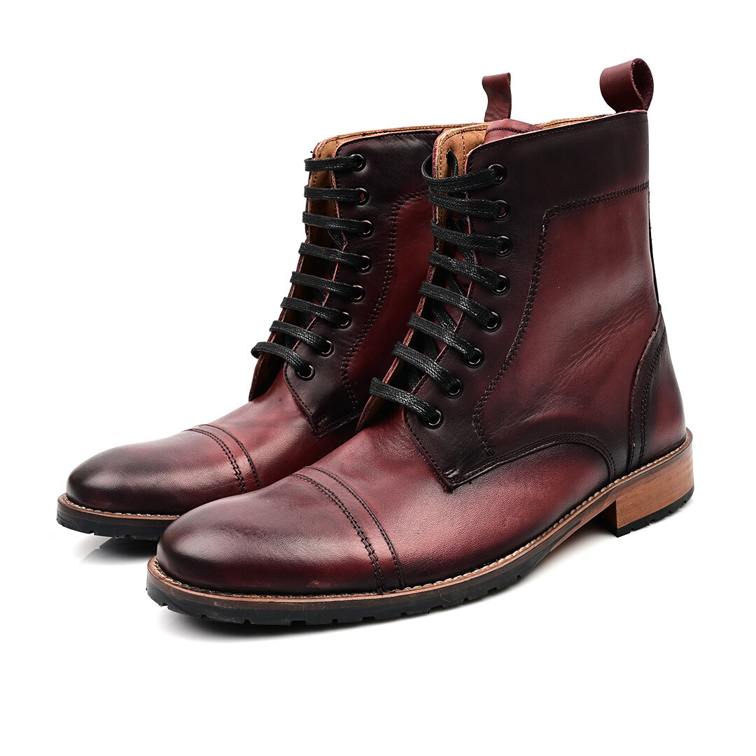Bottes a lacet et fermeture eclair Bordeau