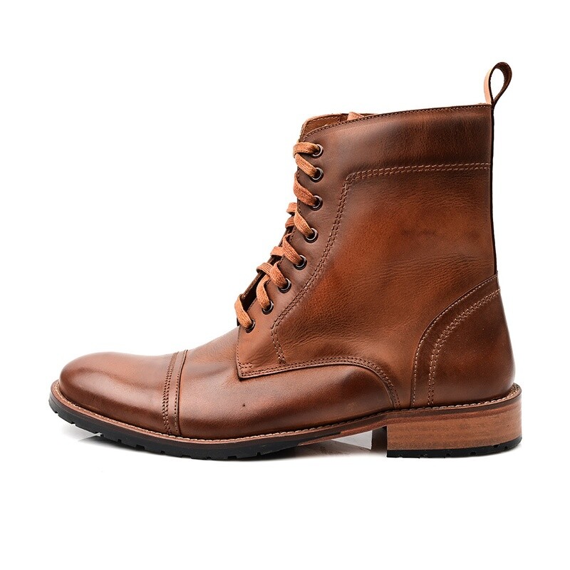 Bottes a lacet et fermeture eclair Marron