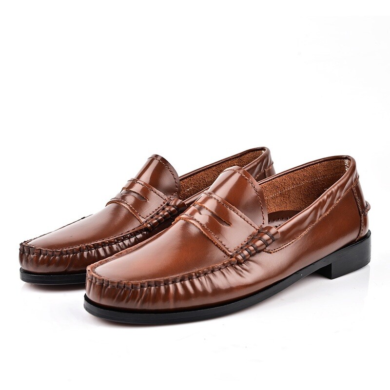 CLASSIC MOCASSIN POUR HOMME EN CUIR COGNAC