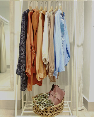 BLUSAS     CAMISAS      CAMISETAS