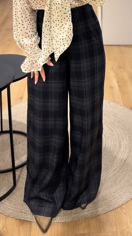 Pantalón fluido palazzo cuadros