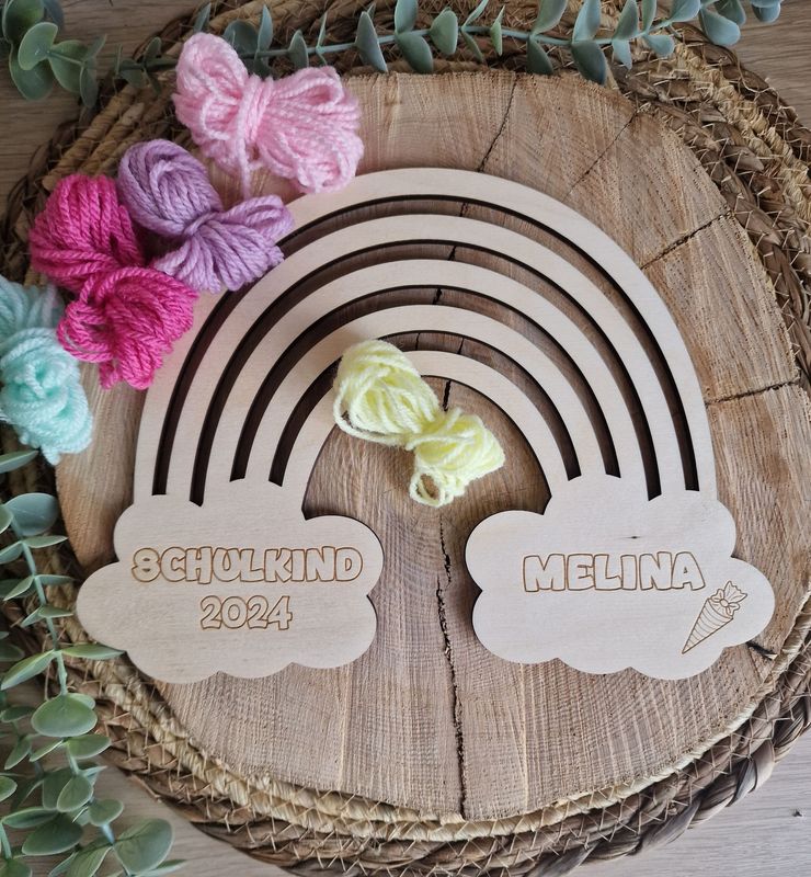 Personalisiertes Regenbogen-Bastelset "Schulkind"