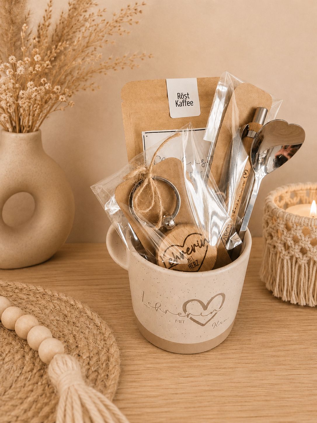 Tasse mit Inhalt Tasse mit Inhalt "mit Herz"