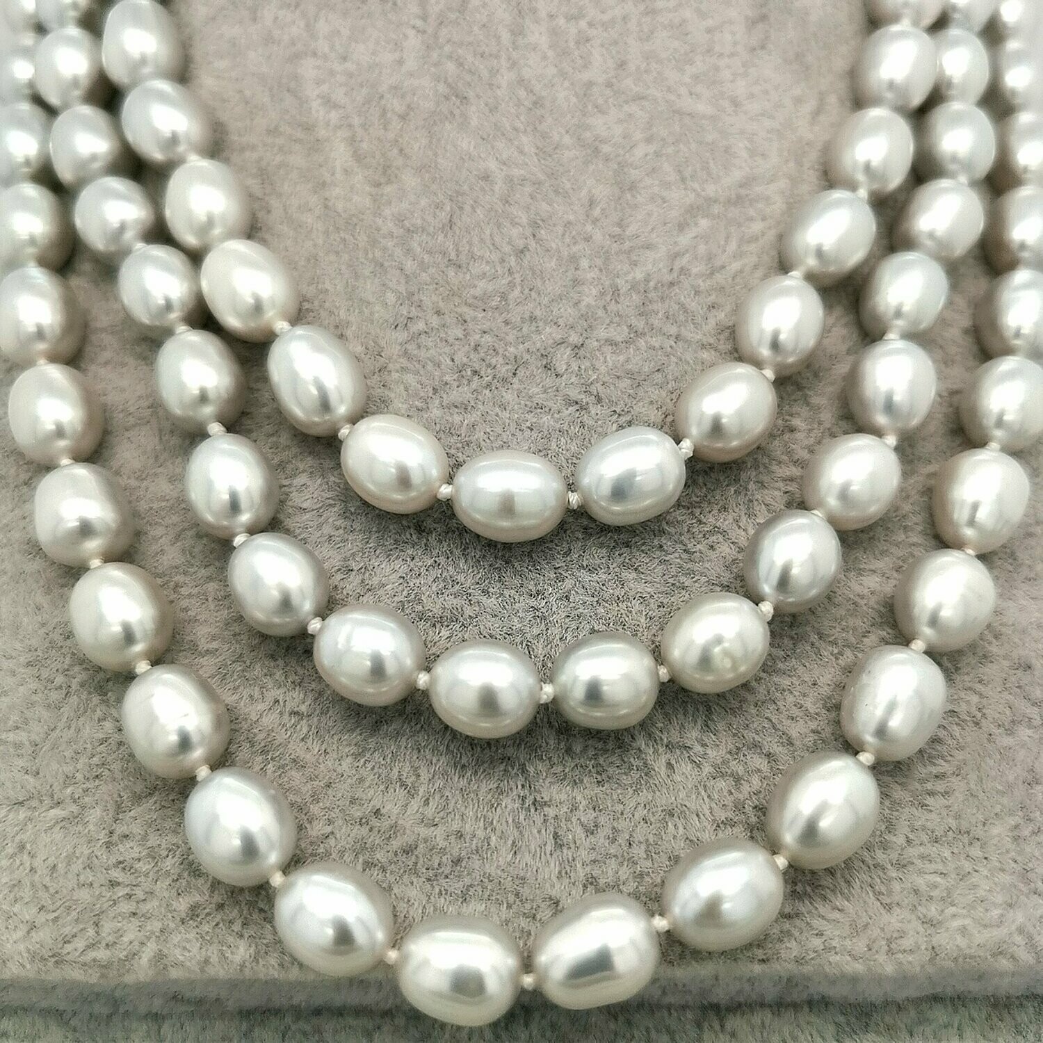 Schmuck-Set, Set bestehend aus: Collier