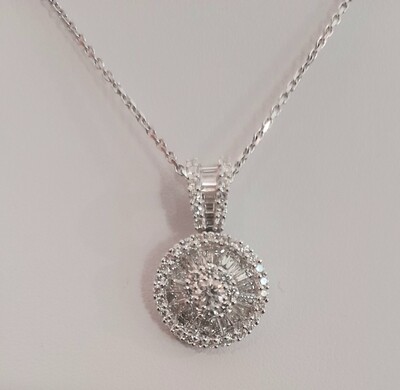 Girocollo con pendente oro bianco e diamanti taglio brillante e baguette 