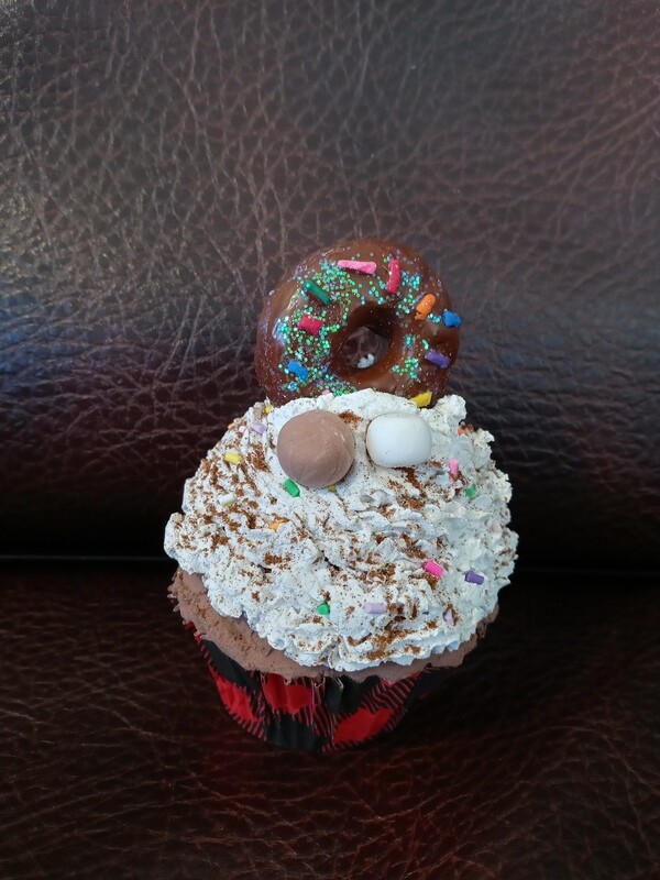 Fake Bake Cupcake