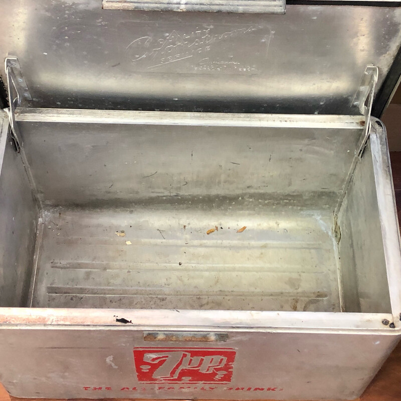 Vintage 7up Cooler