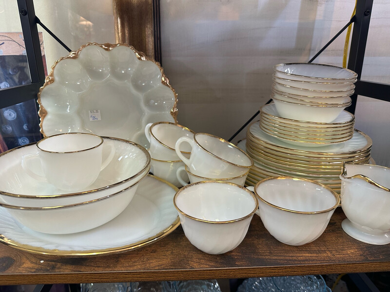 35 Piece Anchor Hocking Fire King Dish Set