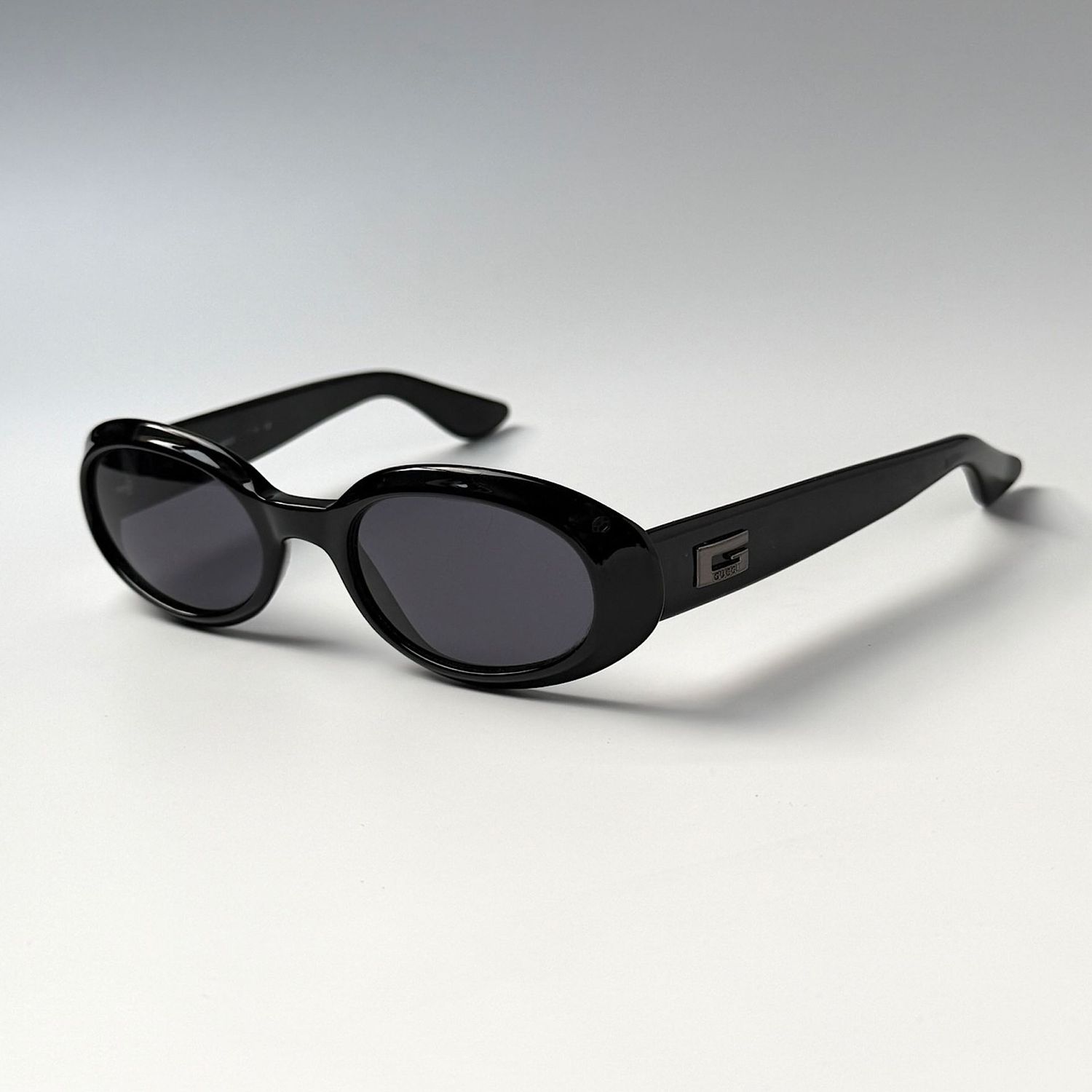 ​Gucci Sunglasses Black Wraparound GG2419