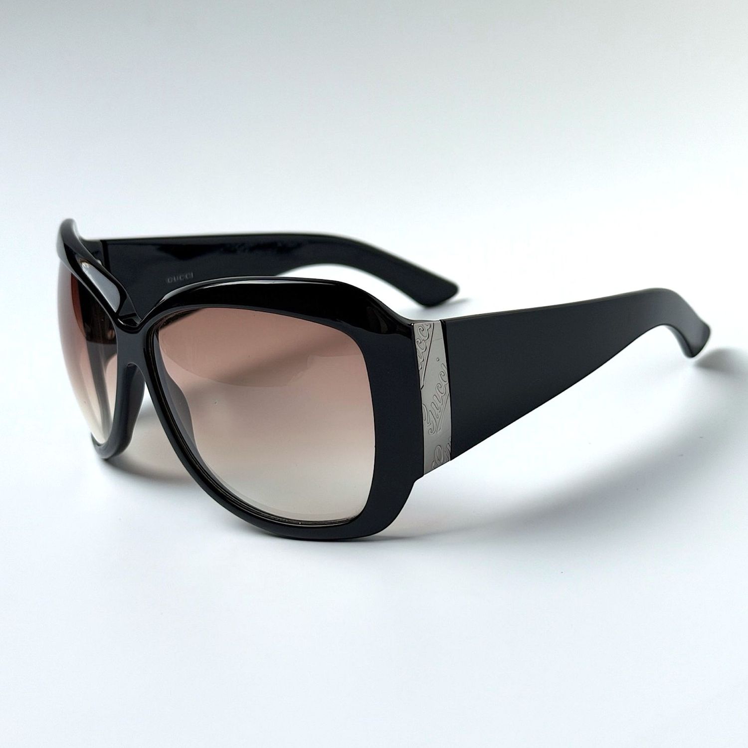 ​Gucci Sunglasses Oversized Shield GG2931