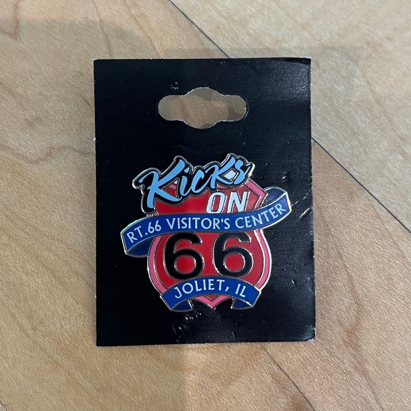 Kicks Pin