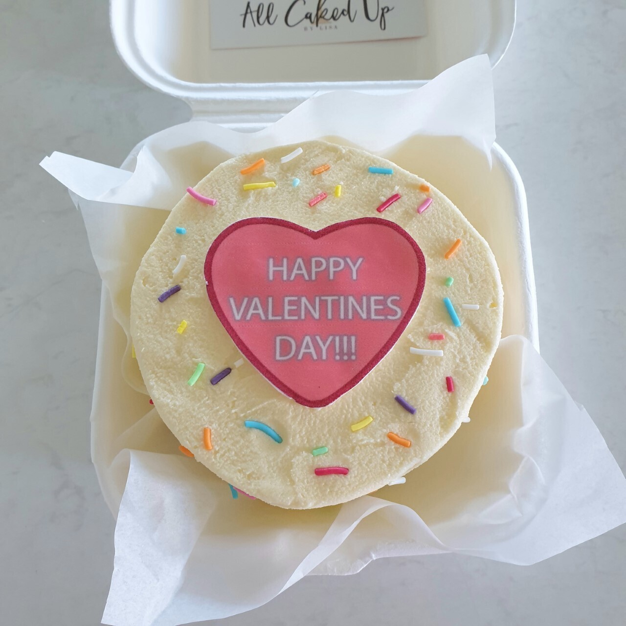 Valentines Mini Cake
Sprinkles