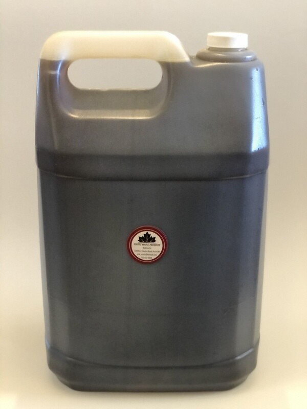 10 litre / 2.5 gallon of Coutts Maple Syrup