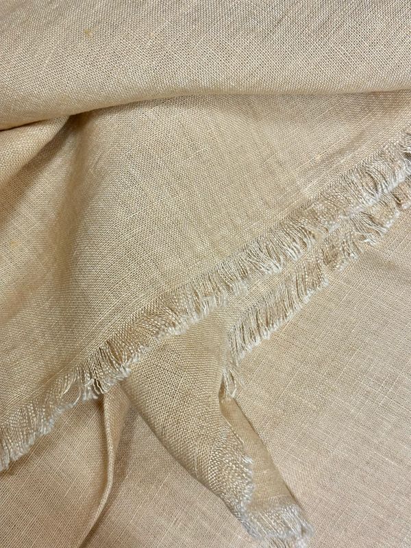 Beige tafelkleed uit linnen