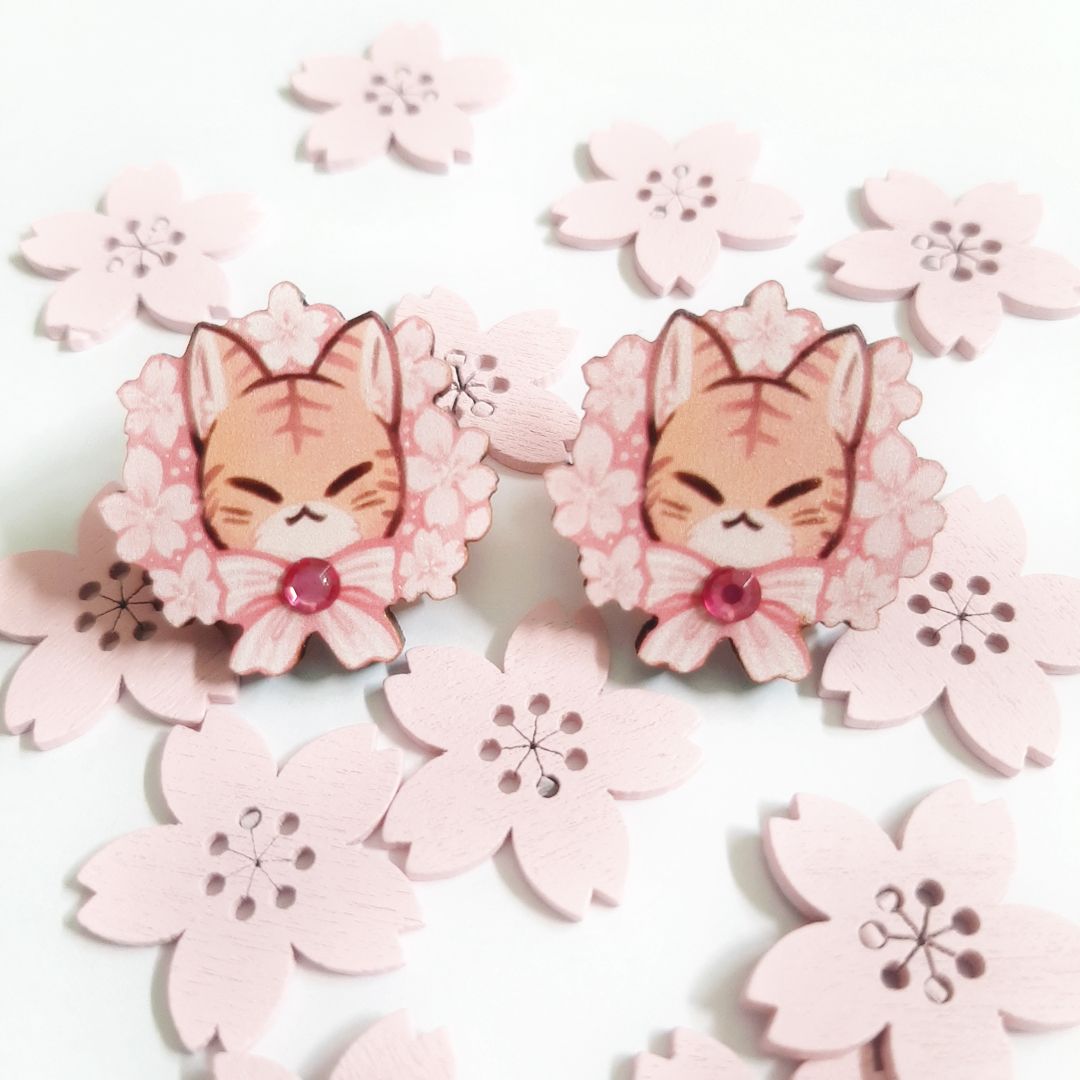 Pin en bois • Tigre fleur
