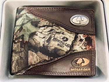 Passcase Wallet 