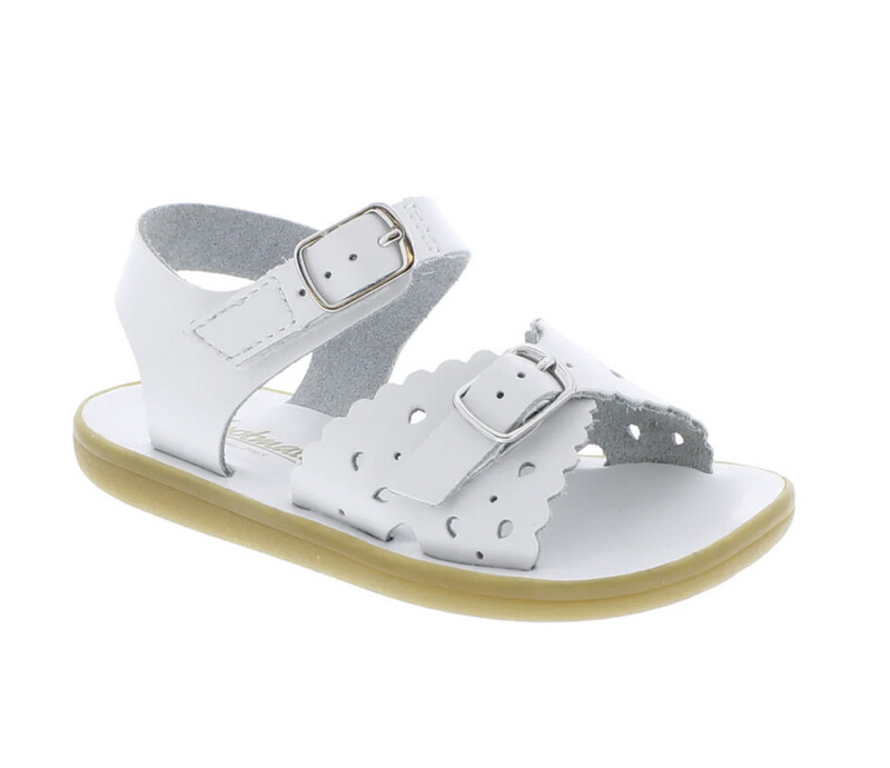 Ariel Sandal - White